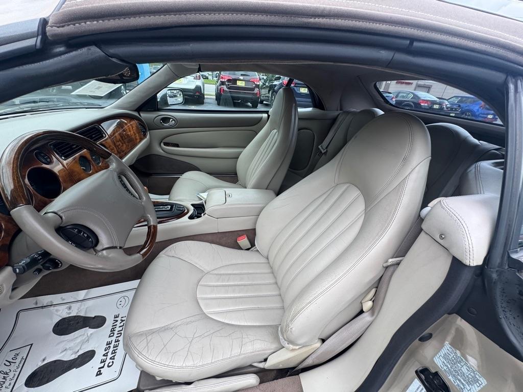 Jaguar XK8 2dr Convertible 1999