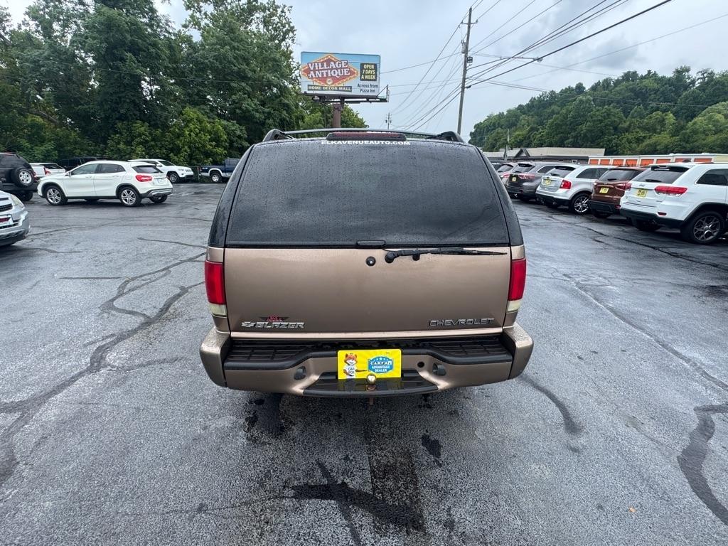 Chevrolet Blazer 4dr 4WD LS 2002