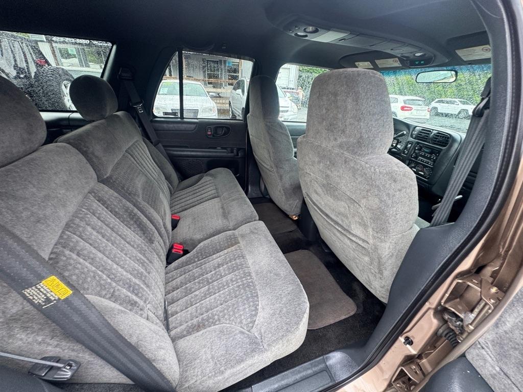 Chevrolet Blazer 4dr 4WD LS 2002