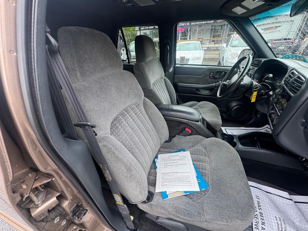 Chevrolet Blazer 4dr 4WD LS 2002