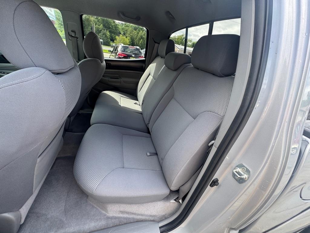 Toyota Tacoma 4WD Double V6 MT (Natl) 2010