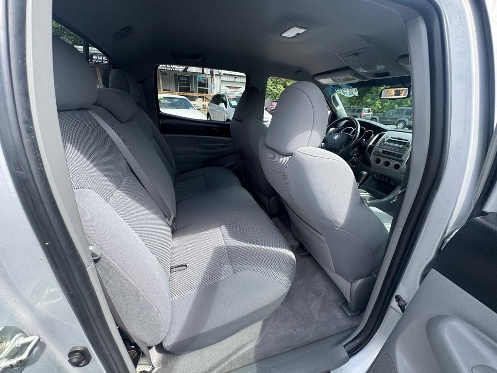 Toyota Tacoma 4WD Double V6 MT (Natl) 2010