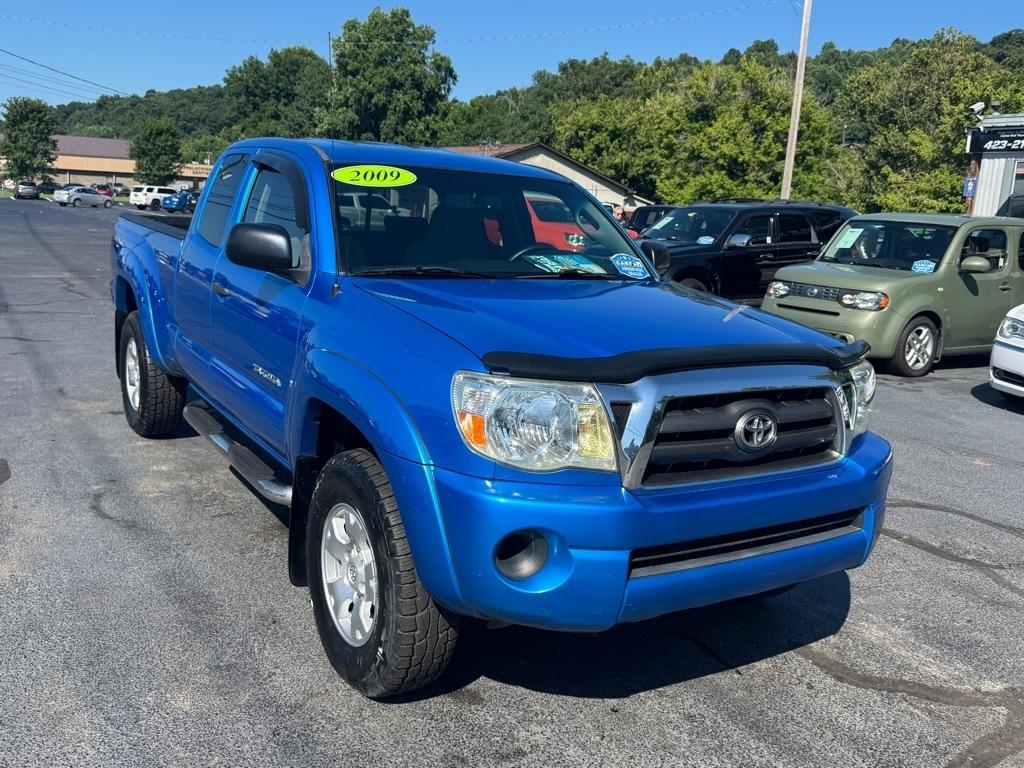 Toyota Tacoma 4WD Access I4 MT (Natl) 2009