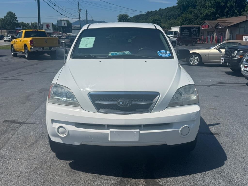 White 2005 Kia Sorento SUV / Crossover Rear-Wheel Drive Manual