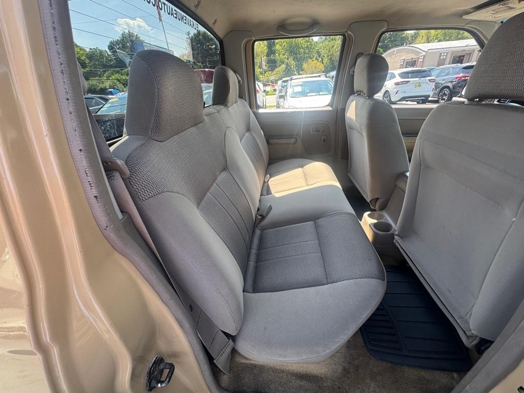 Nissan Frontier 4WD XE Crew Cab V6 Manual 2001