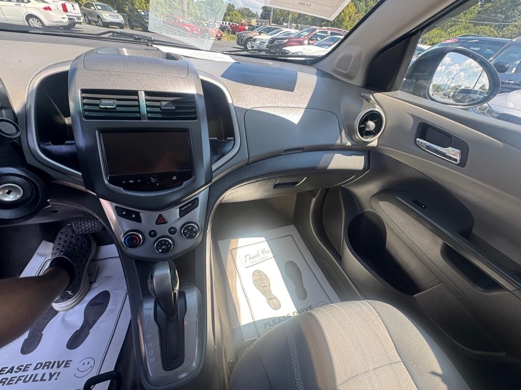 Chevrolet Sonic 4dr Sdn Auto LT 2014