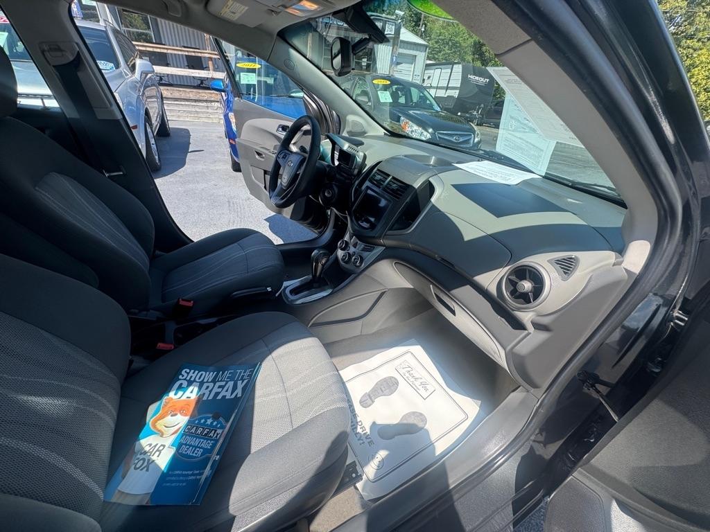 Chevrolet Sonic 4dr Sdn Auto LT 2014