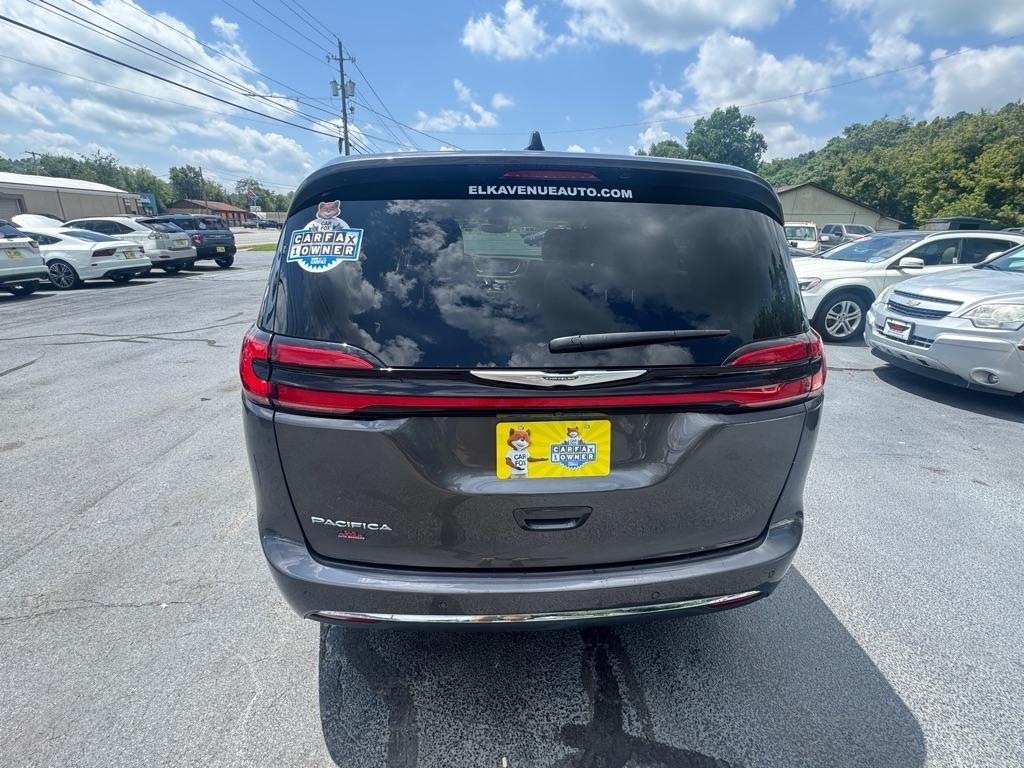 Chrysler Pacifica Touring L FWD 2023