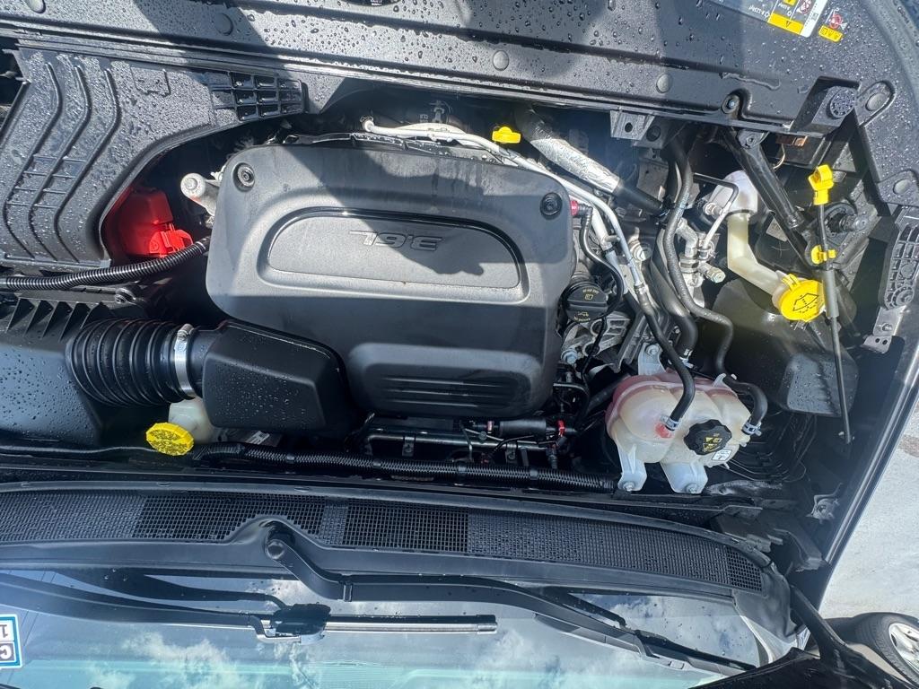 Chrysler Pacifica Touring L FWD 2023