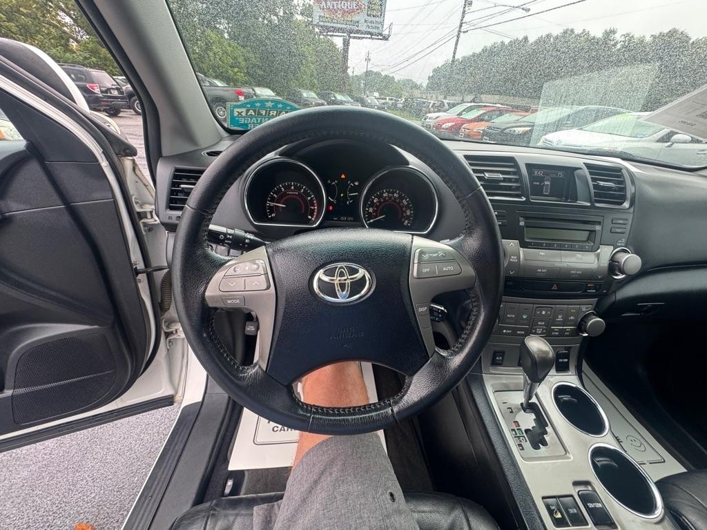 Toyota Highlander 4WD 4dr V6 SE (Natl) 2010