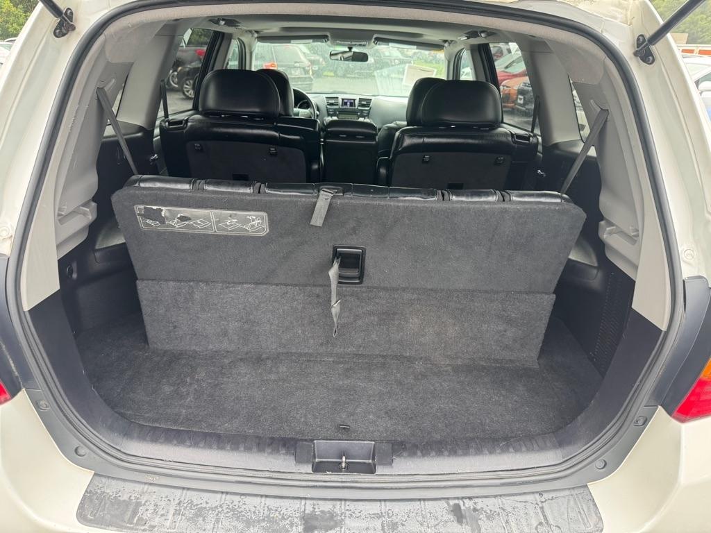 Toyota Highlander 4WD 4dr V6 SE (Natl) 2010