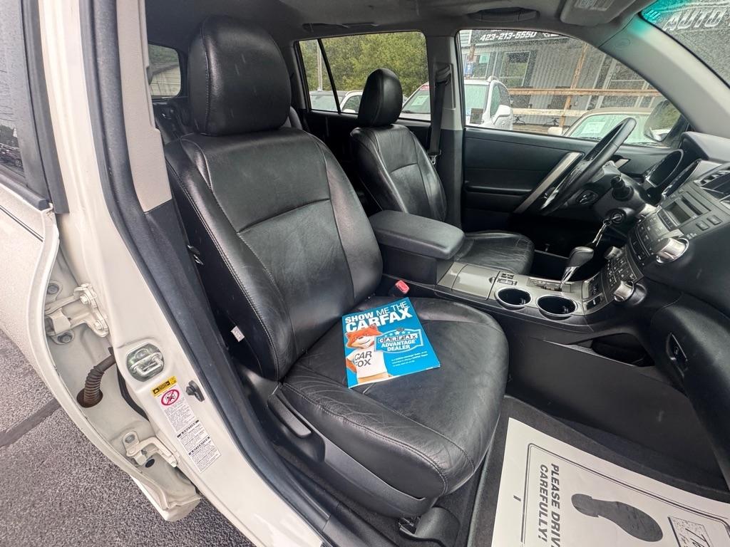 Toyota Highlander 4WD 4dr V6 SE (Natl) 2010