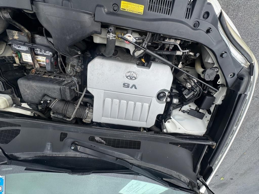 Toyota Highlander 4WD 4dr V6 SE (Natl) 2010