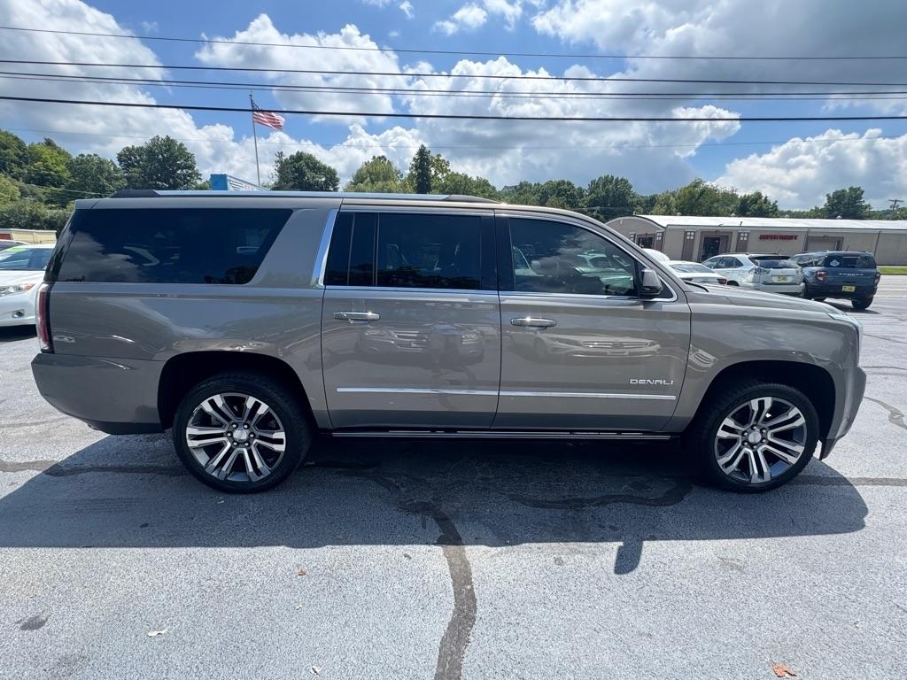 GMC Yukon XL 4WD 4dr Denali 2019