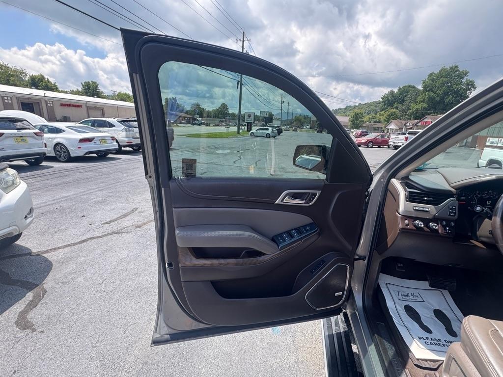 GMC Yukon XL 4WD 4dr Denali 2019