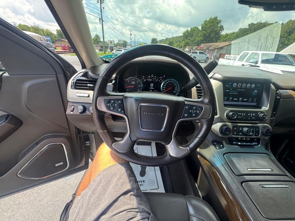 GMC Yukon XL 4WD 4dr Denali 2019