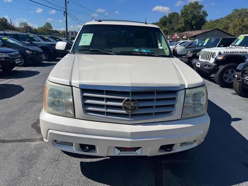 2003 Cadillac Escalade Base