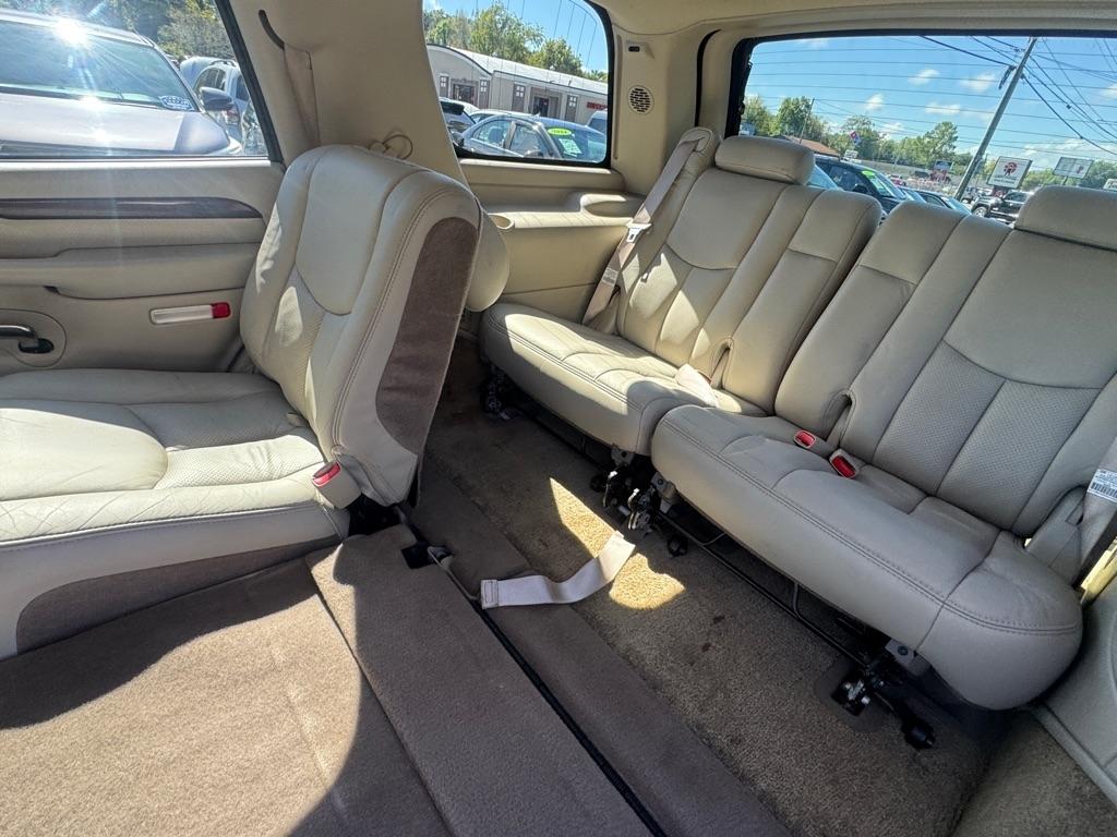 Cadillac Escalade 4dr AWD 2003