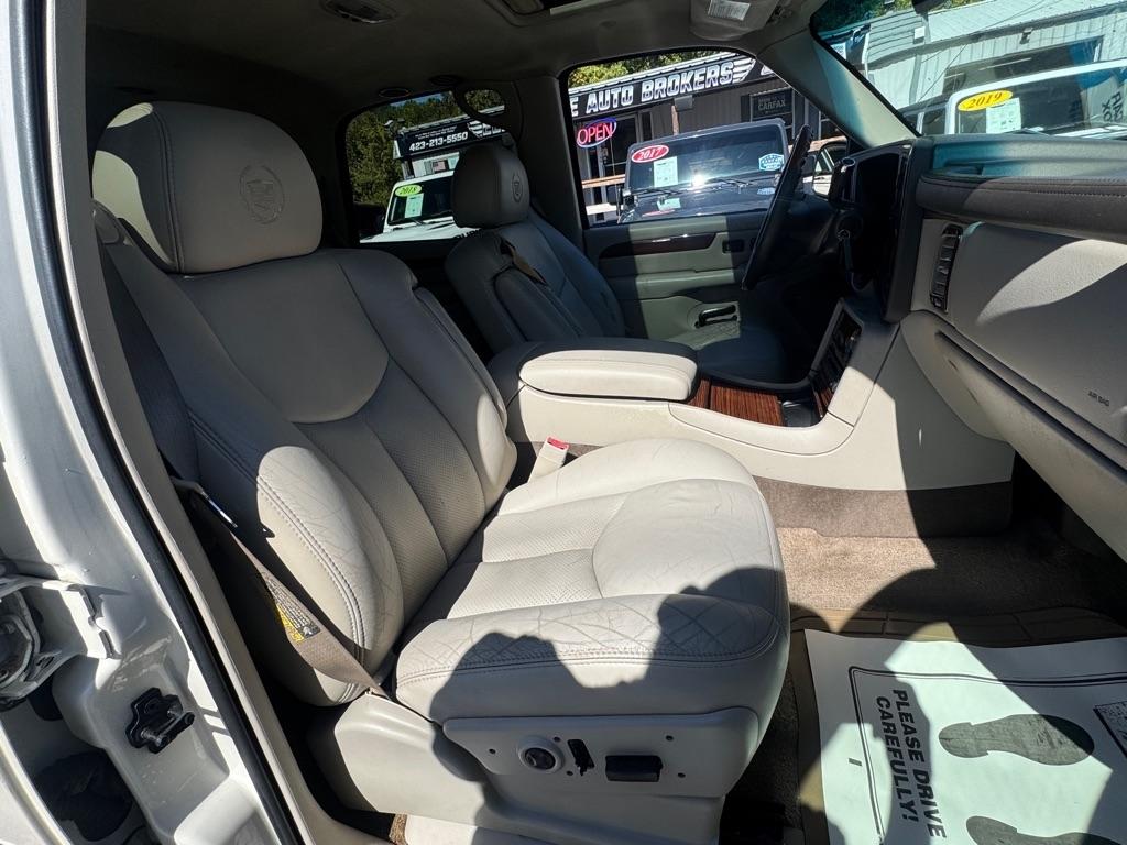 Cadillac Escalade 4dr AWD 2003