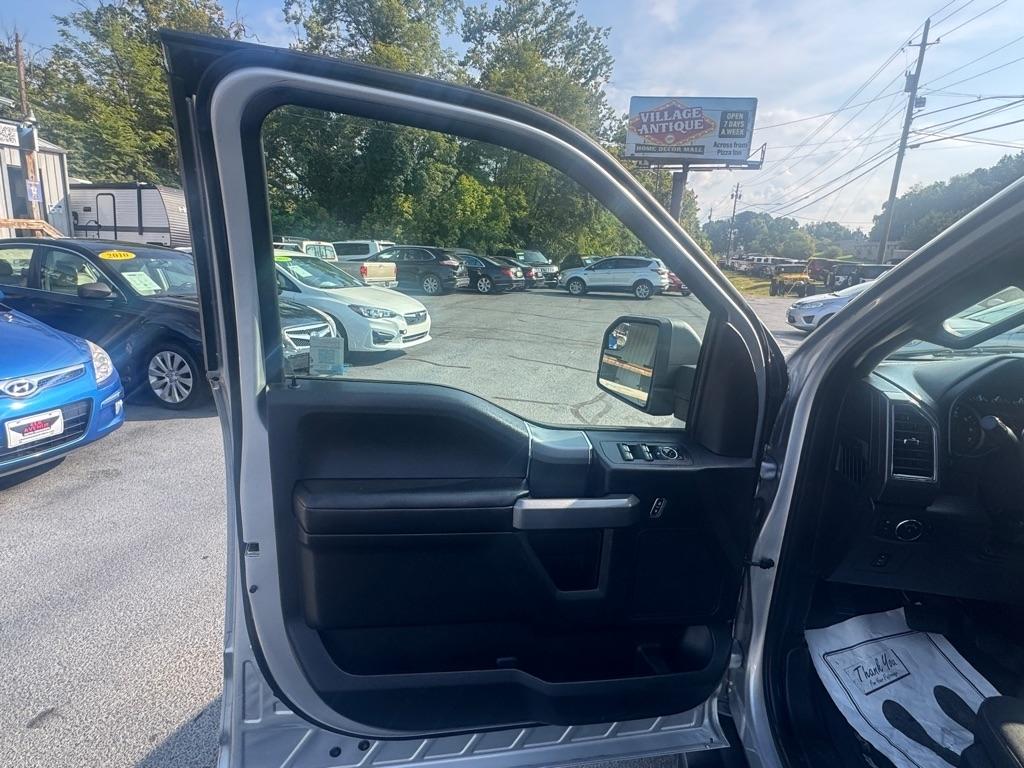 Ford F-150 XL 4WD SuperCrew 5.5' Box 2017