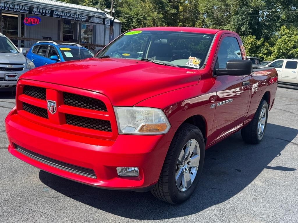 RAM 1500 2WD Reg Cab 120.5" Express 2012