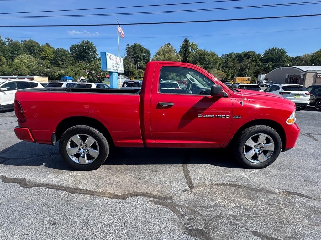 RAM 1500 2WD Reg Cab 120.5" Express 2012