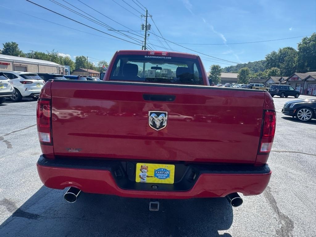 RAM 1500 2WD Reg Cab 120.5" Express 2012