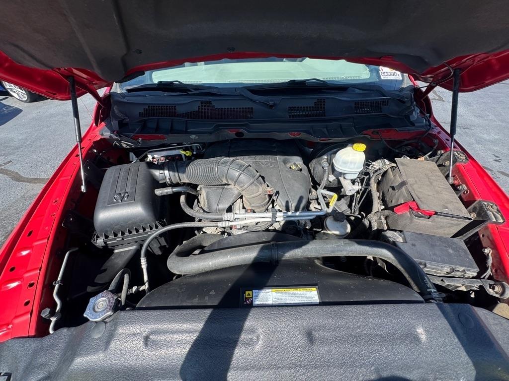 RAM 1500 2WD Reg Cab 120.5" Express 2012