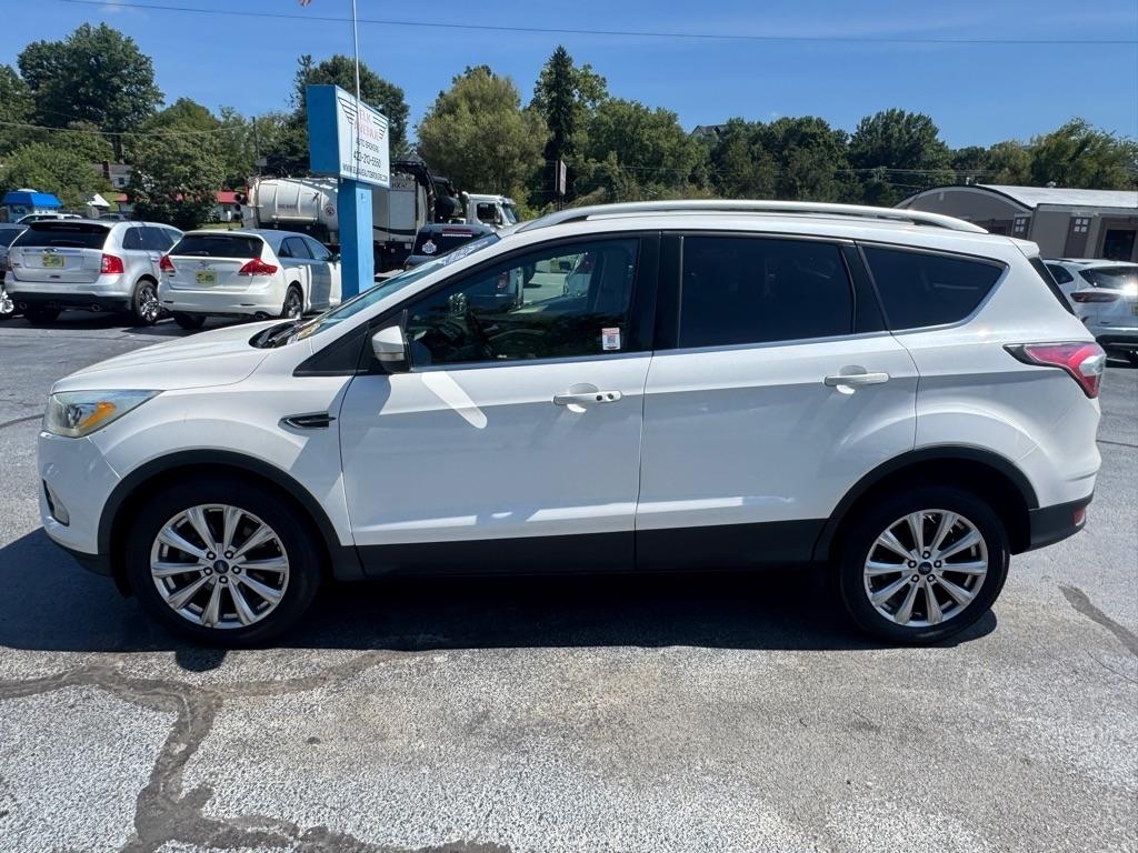 Ford Escape Titanium 4WD 2017