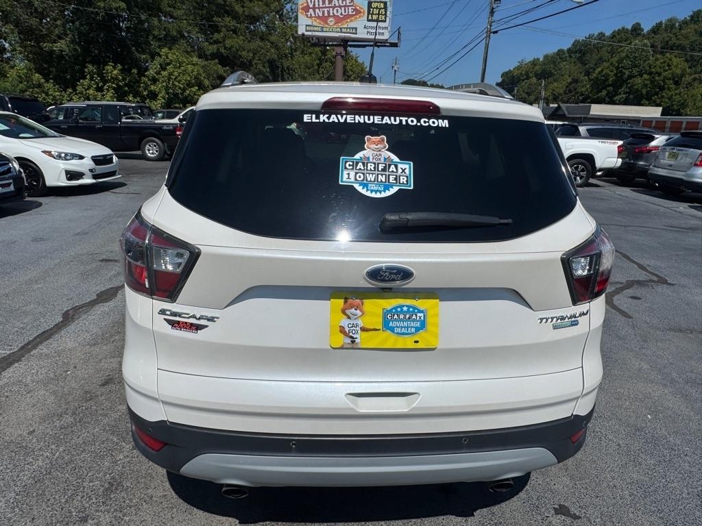 Ford Escape Titanium 4WD 2017