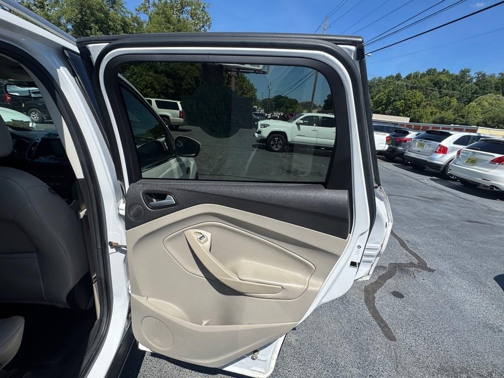 Ford Escape Titanium 4WD 2017
