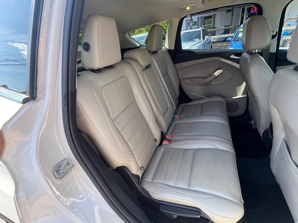 Ford Escape Titanium 4WD 2017