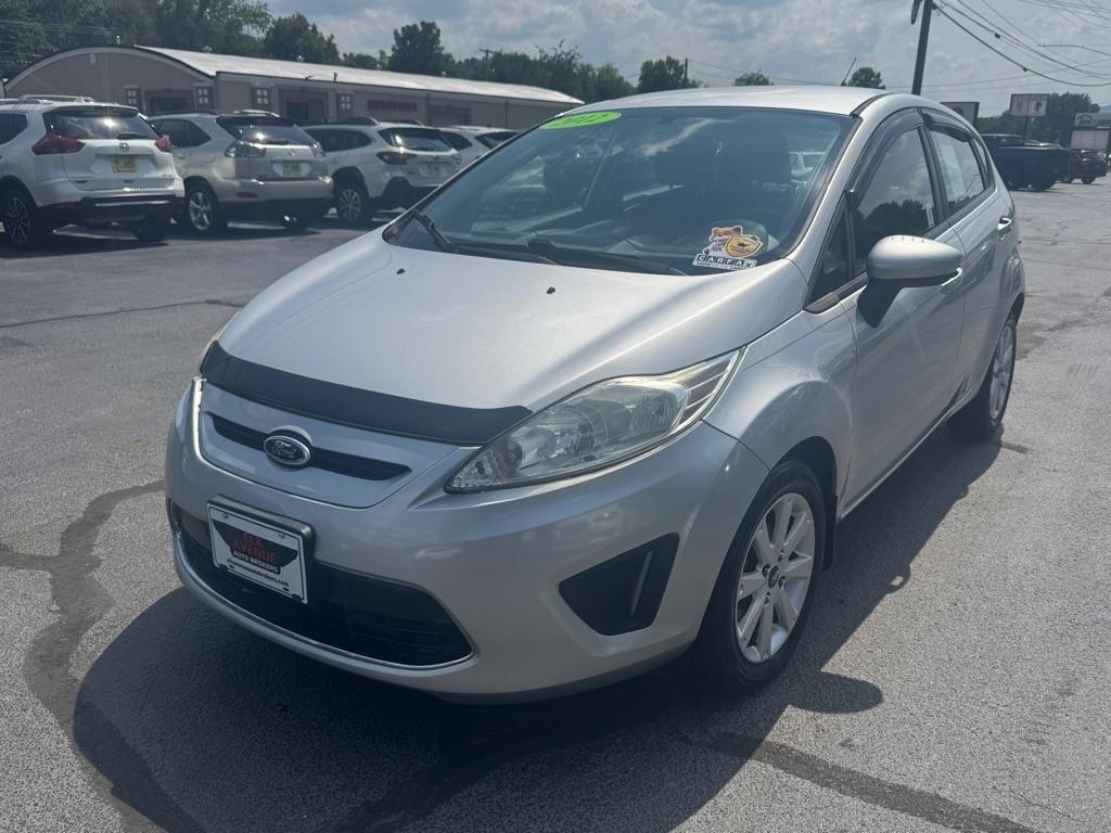 Ford Fiesta 5dr HB SE 2012