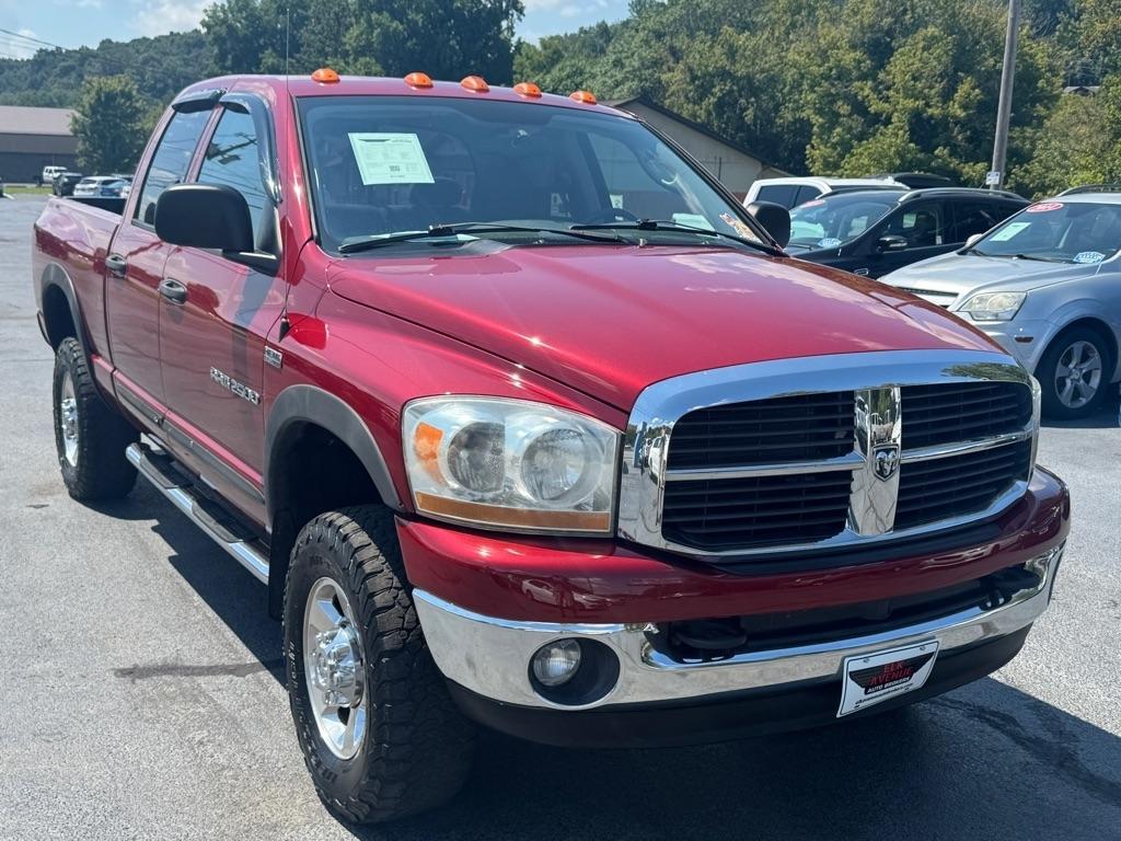 Dodge Ram 2500 4dr Quad Cab 140.5 4WD SLT 2006