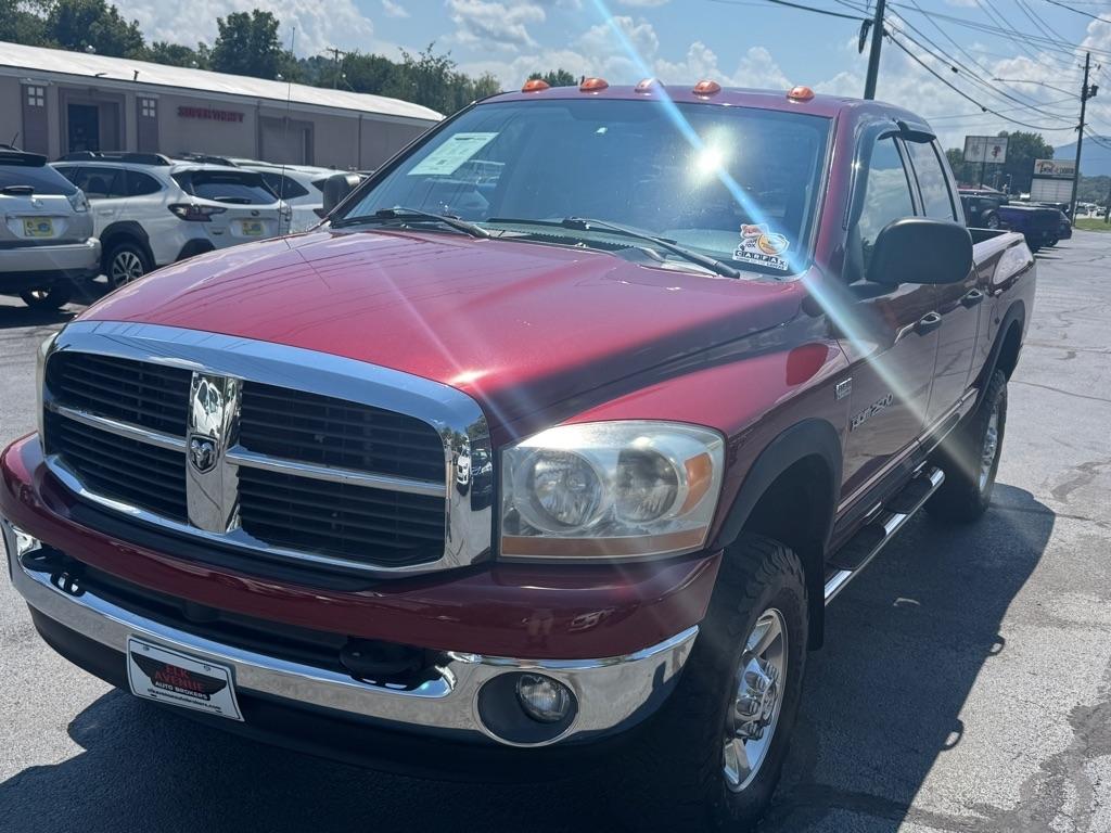 Dodge Ram 2500 4dr Quad Cab 140.5 4WD SLT 2006