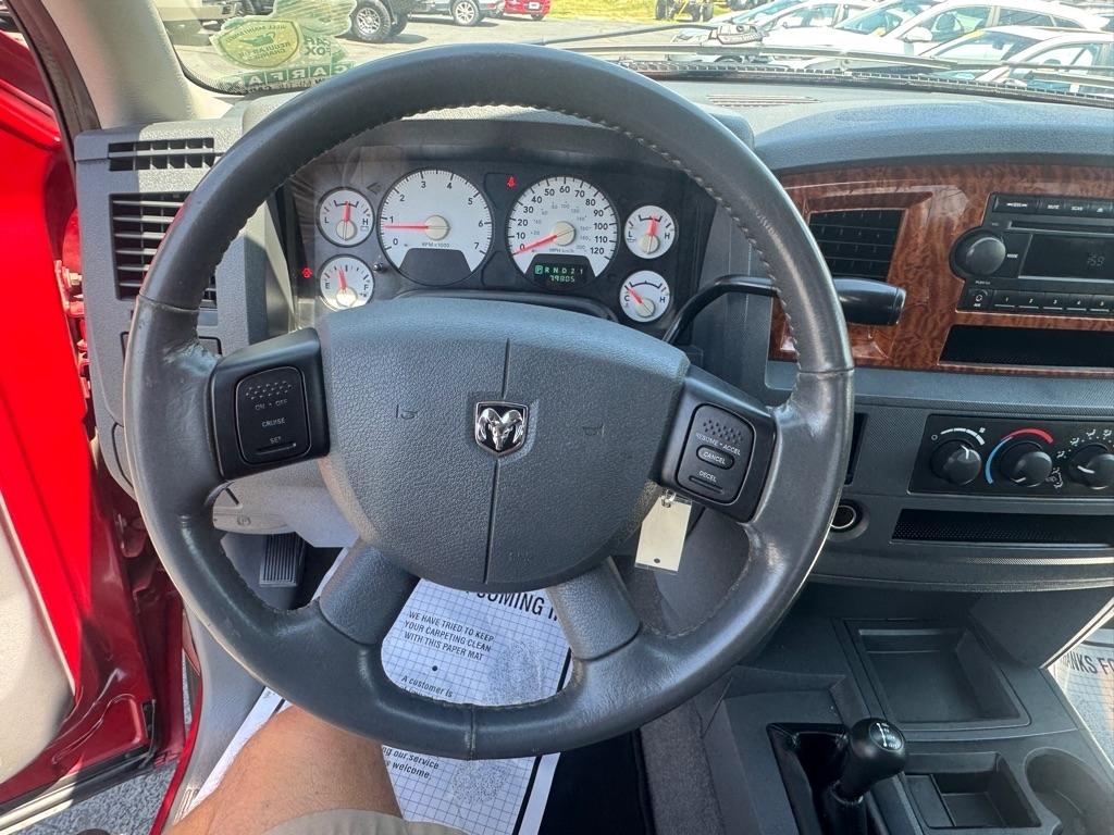 Dodge Ram 2500 4dr Quad Cab 140.5 4WD SLT 2006