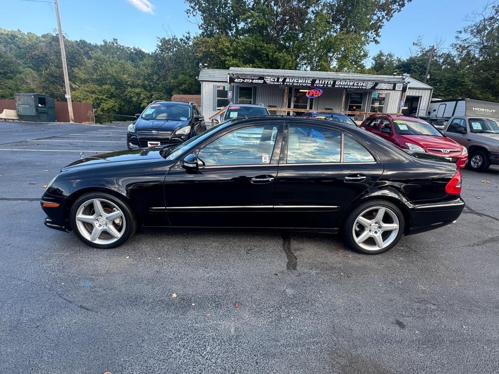 Mercedes-Benz E-Class 4dr Sdn 3.5L RWD 2007