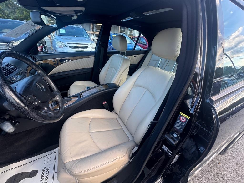 Mercedes-Benz E-Class 4dr Sdn 3.5L RWD 2007