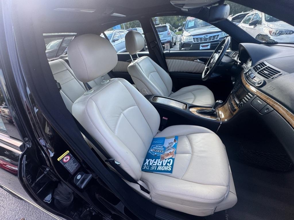 Mercedes-Benz E-Class 4dr Sdn 3.5L RWD 2007