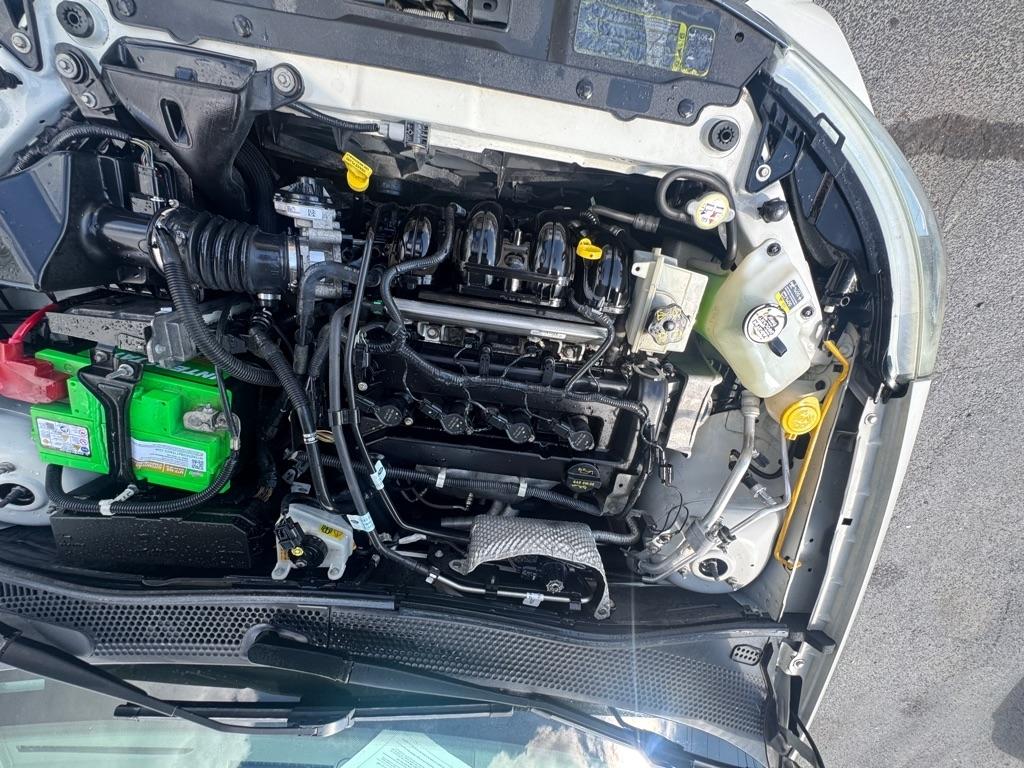 Ford Focus 4dr Sdn SEL 2009