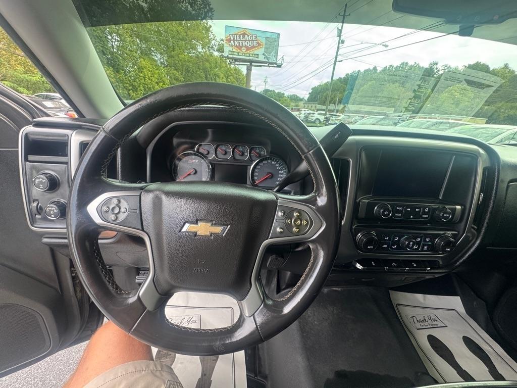 Chevrolet Silverado 1500 4WD Crew Cab 143.5" LT w/2LT 2017