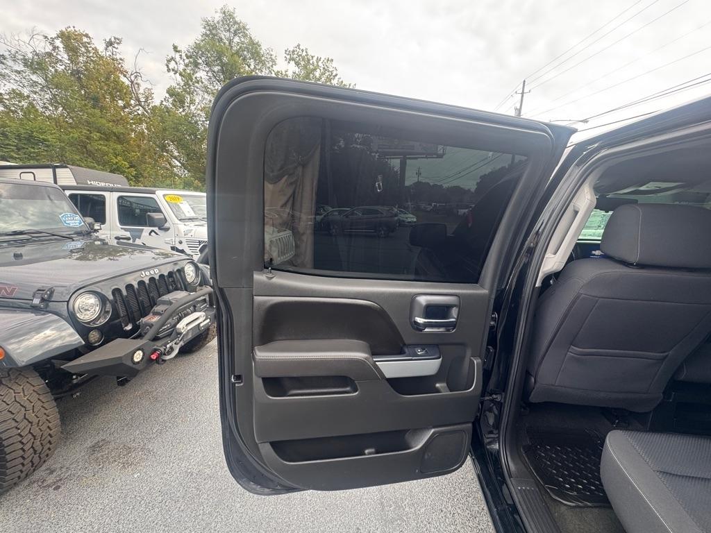Chevrolet Silverado 1500 4WD Crew Cab 143.5" LT w/2LT 2017