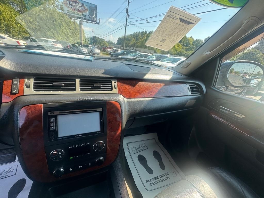 Chevrolet Tahoe 4WD 4dr 1500 LT 2012
