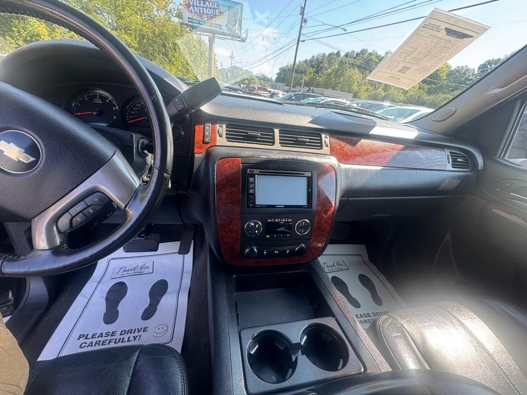 Chevrolet Tahoe 4WD 4dr 1500 LT 2012