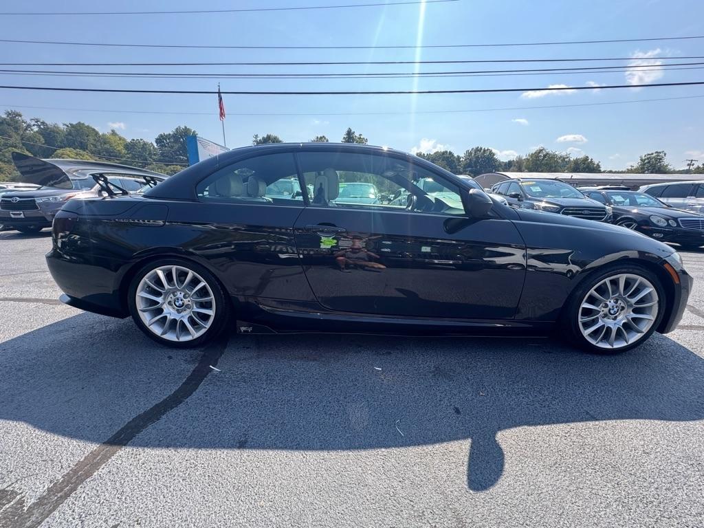 BMW 3 Series 2dr Conv 328i SULEV 2011