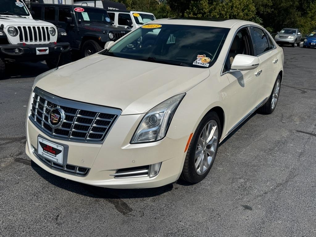 Cadillac XTS 4dr Sdn Premium AWD 2013