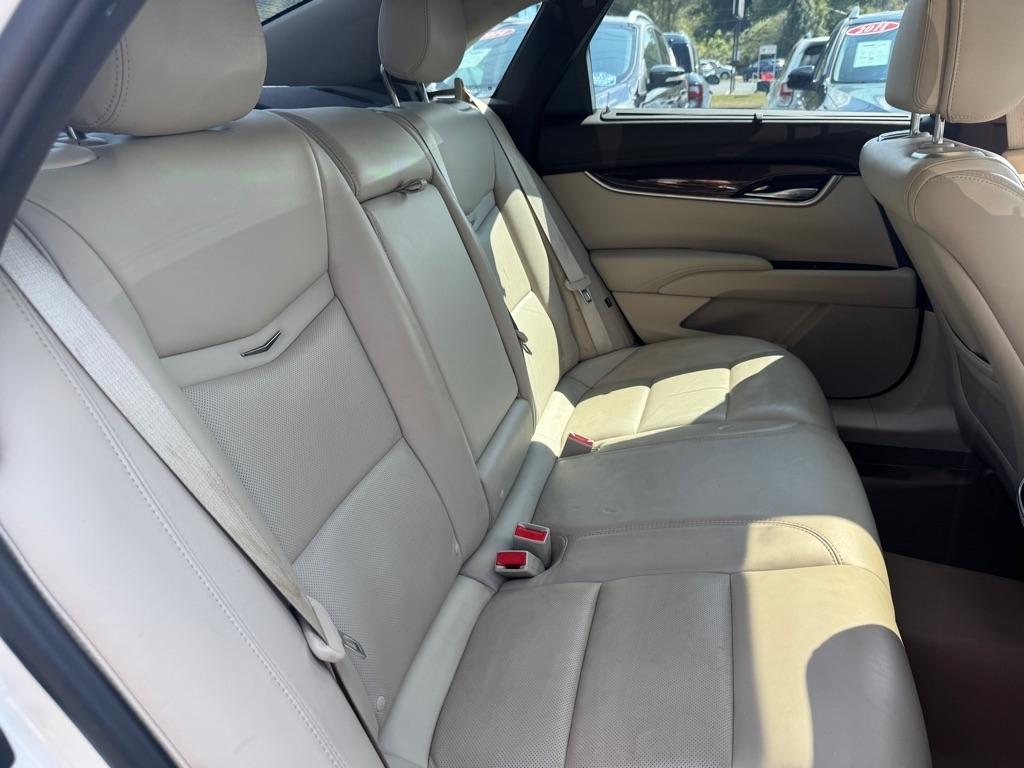 Cadillac XTS 4dr Sdn Premium AWD 2013