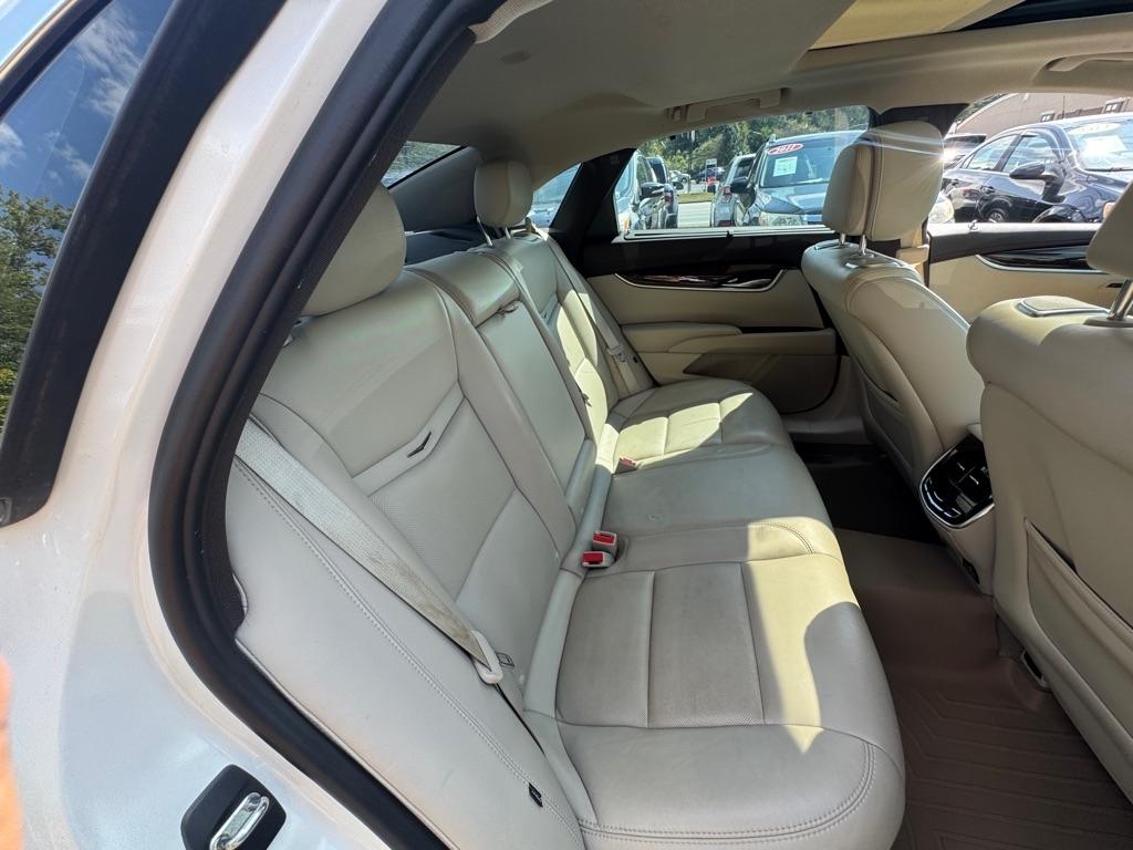 Cadillac XTS 4dr Sdn Premium AWD 2013