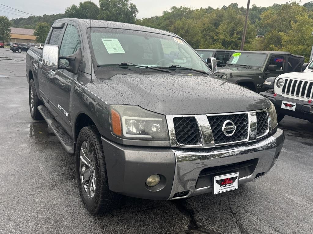 Nissan Titan 4WD Crew Cab LE FFV 2007