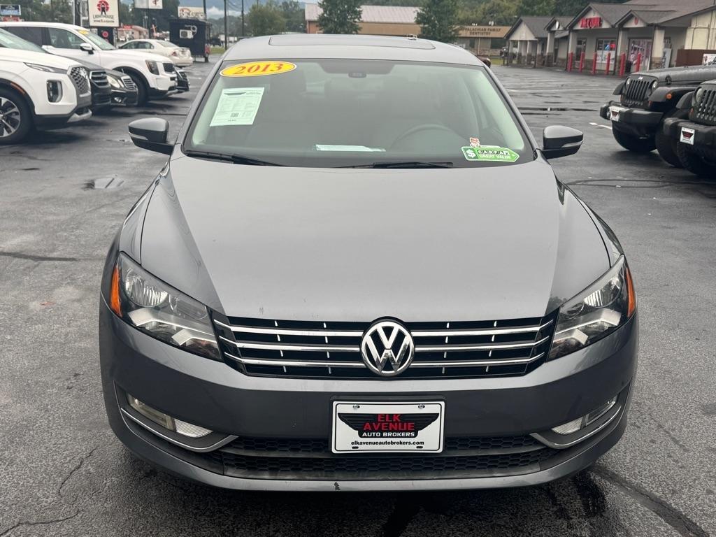 Volkswagen Passat 4dr Sdn 2.0L Manual TDI SE 2013